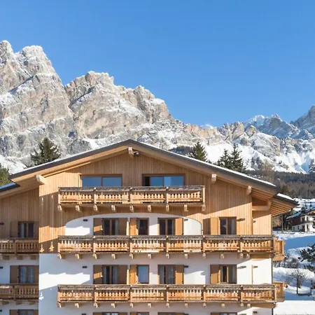 Hotel Camina And Cortina dʼAmpezzo