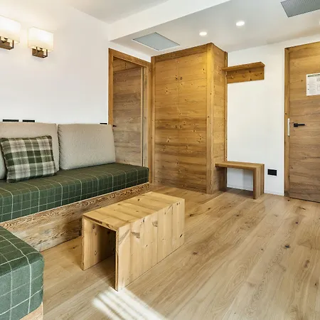 Camina And Hotel Cortina dʼAmpezzo