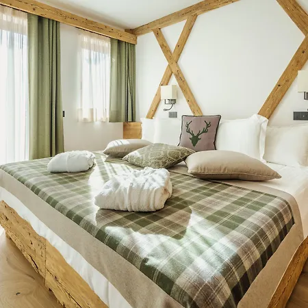 Hotel Camina And