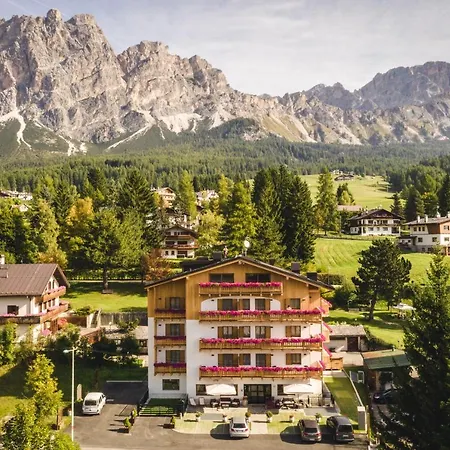 Hotell Camina And 4*