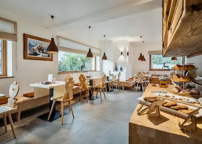 Camina And Szálloda Cortina dʼAmpezzo