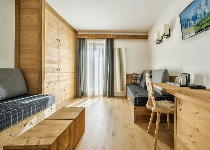 Camina And Cortina dʼAmpezzo