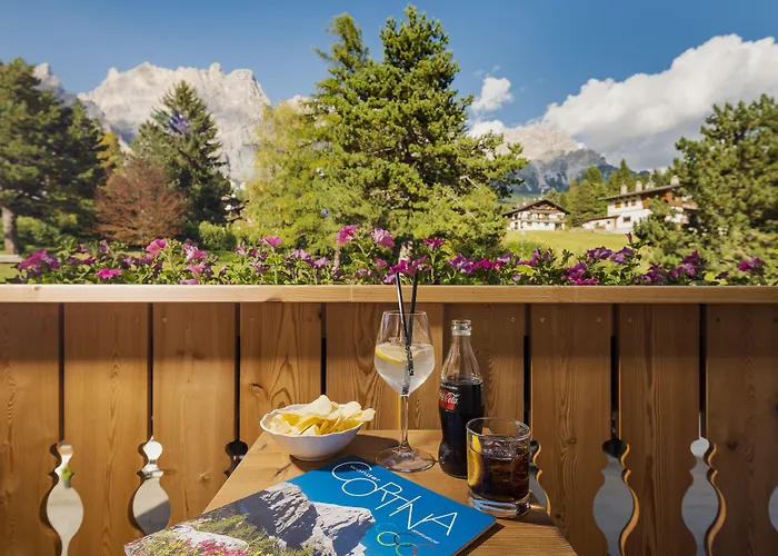 Camina And Szálloda 4*